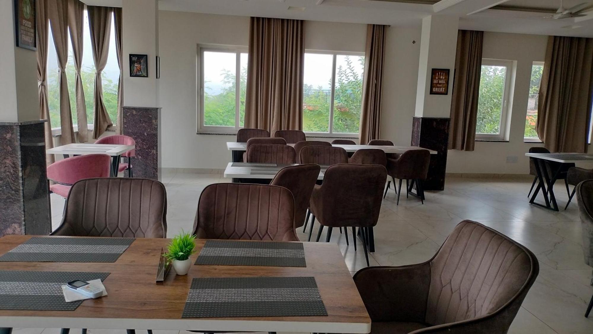 Govind Sagar View Hotel & Restaurant Bilaspur  Exterior foto